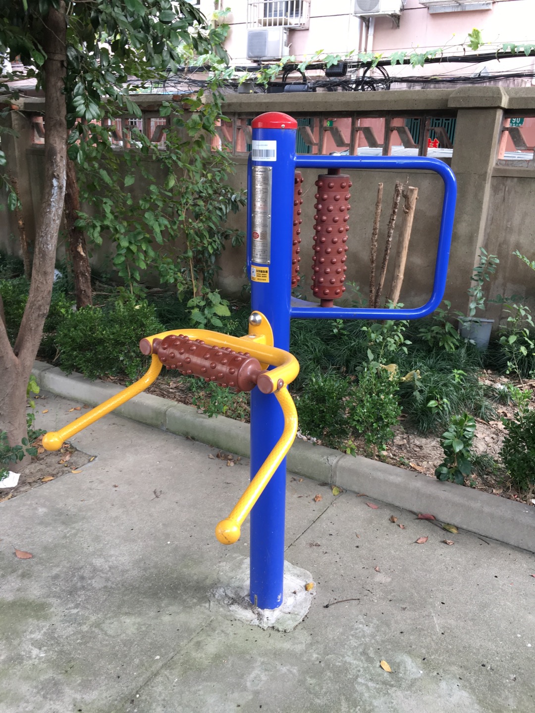 腰背按摩器 腰背按摩器