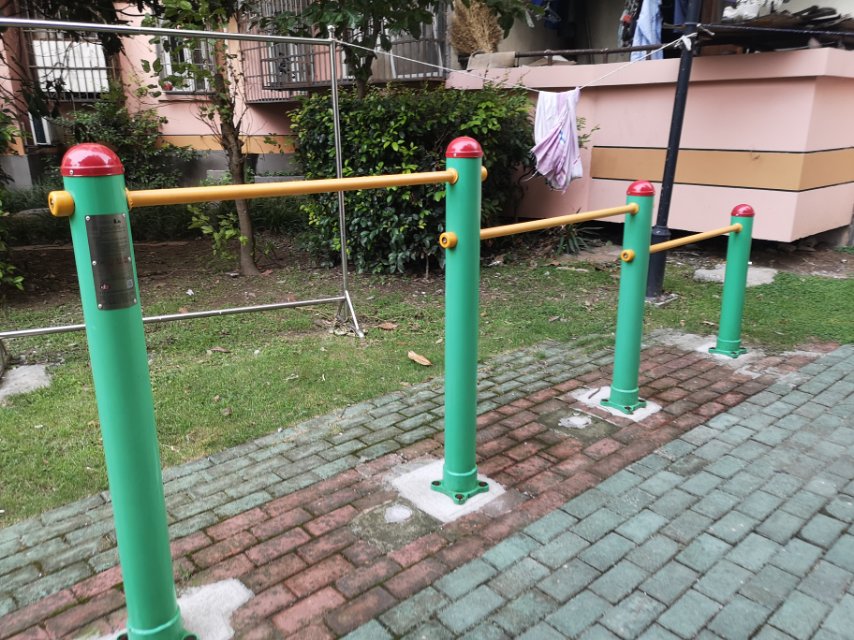 多聯壓腿架 多聯壓腿架