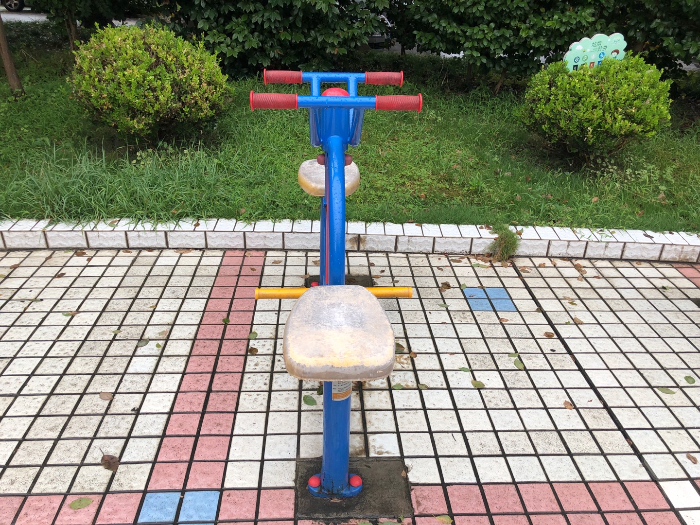 下肢康復器