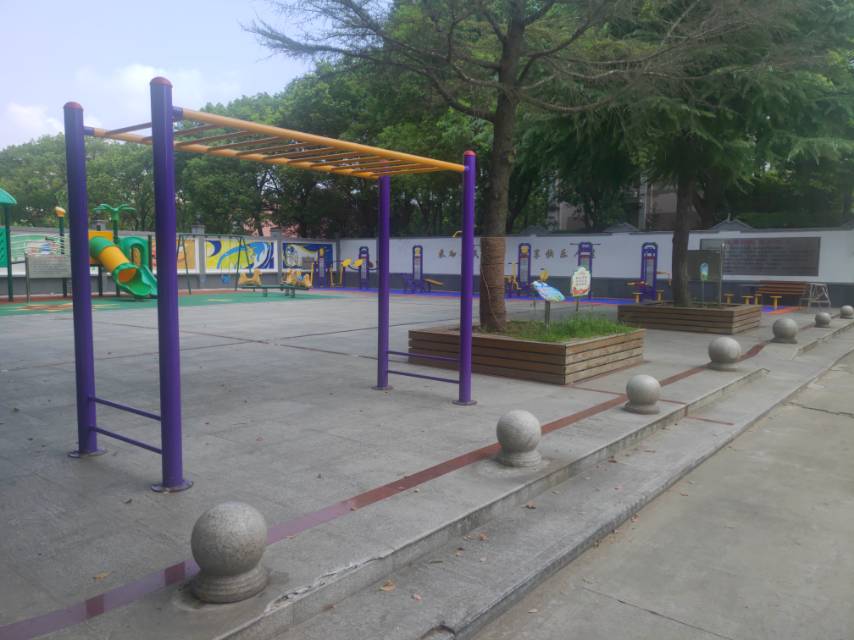 錦輝綠園市民益智健身點