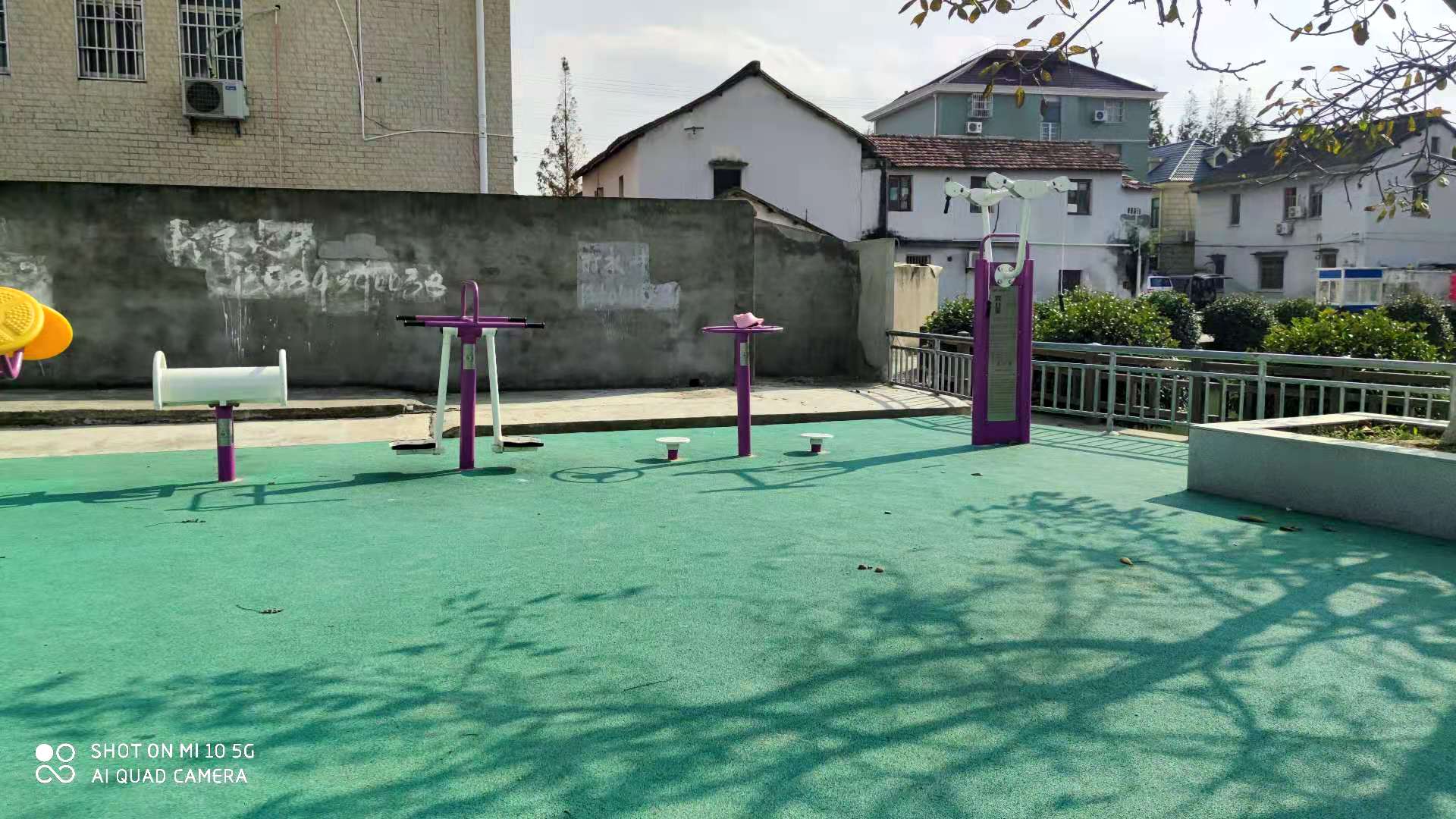 華漕鎮紀東村高家浜西健身點