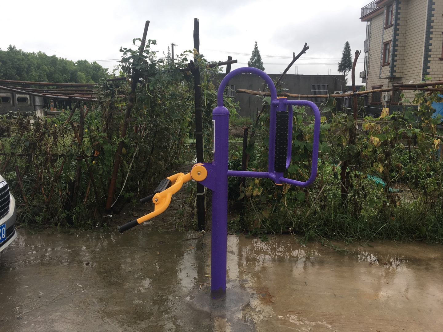 腰背按摩器 腰背按摩器