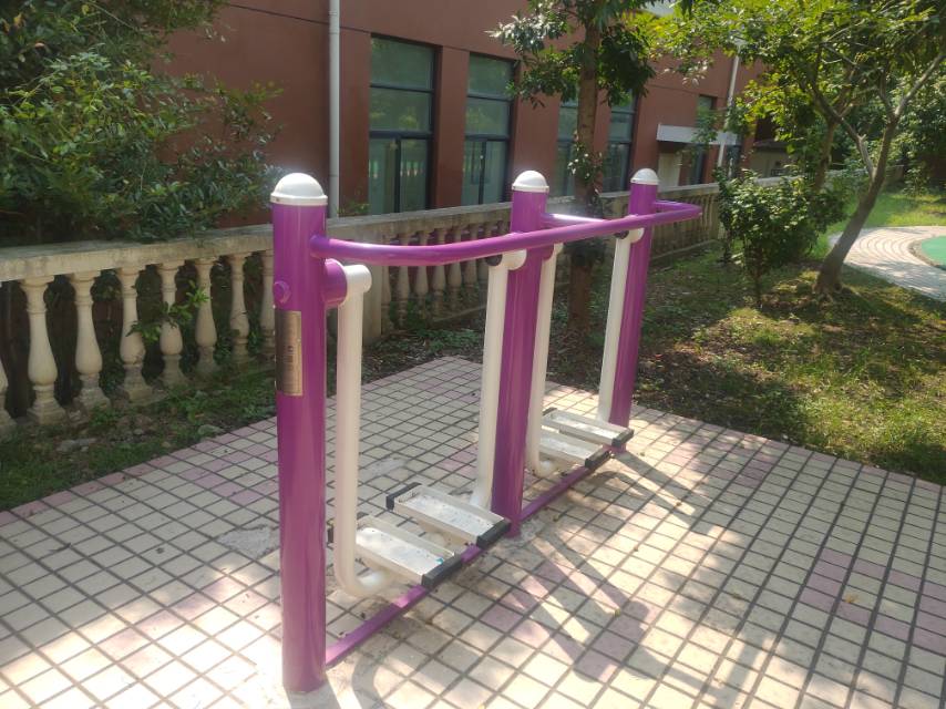 雙位漫步機