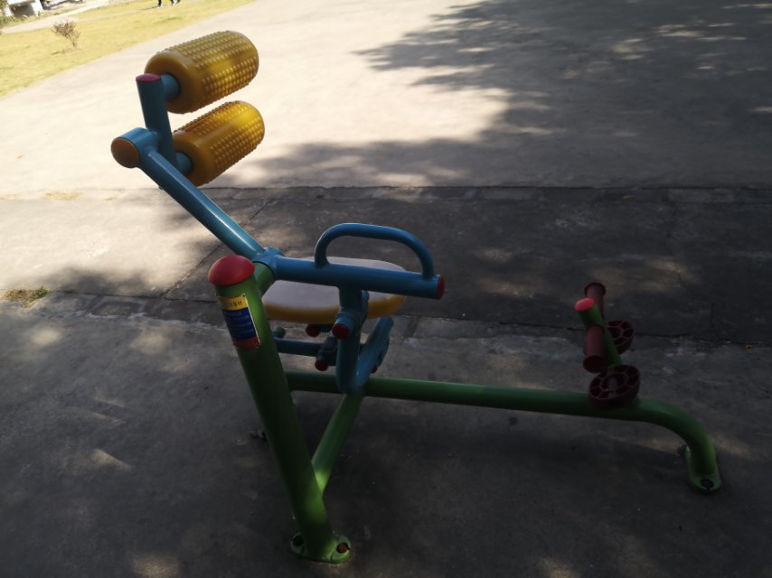 腹背鍛煉器 腹背鍛煉器