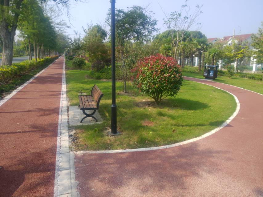 新苑新村健身步道 新苑新村健身步道
