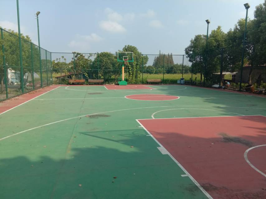 人民村槐蔭9隊籃球場