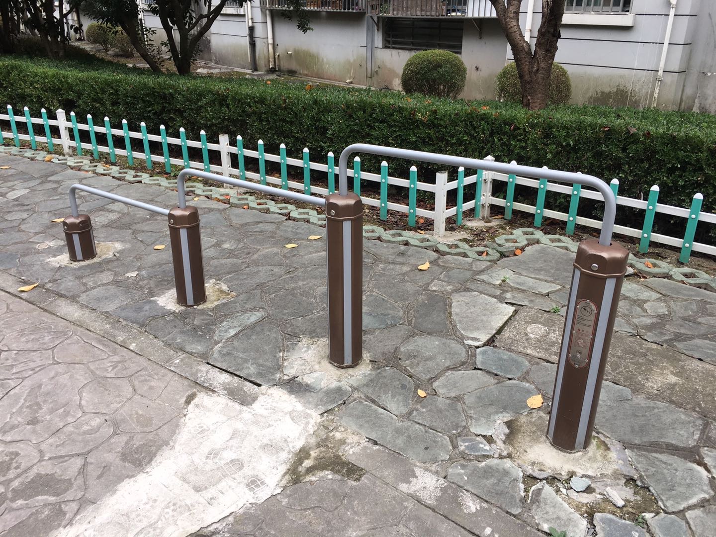 彈震壓腿器 彈震壓腿器