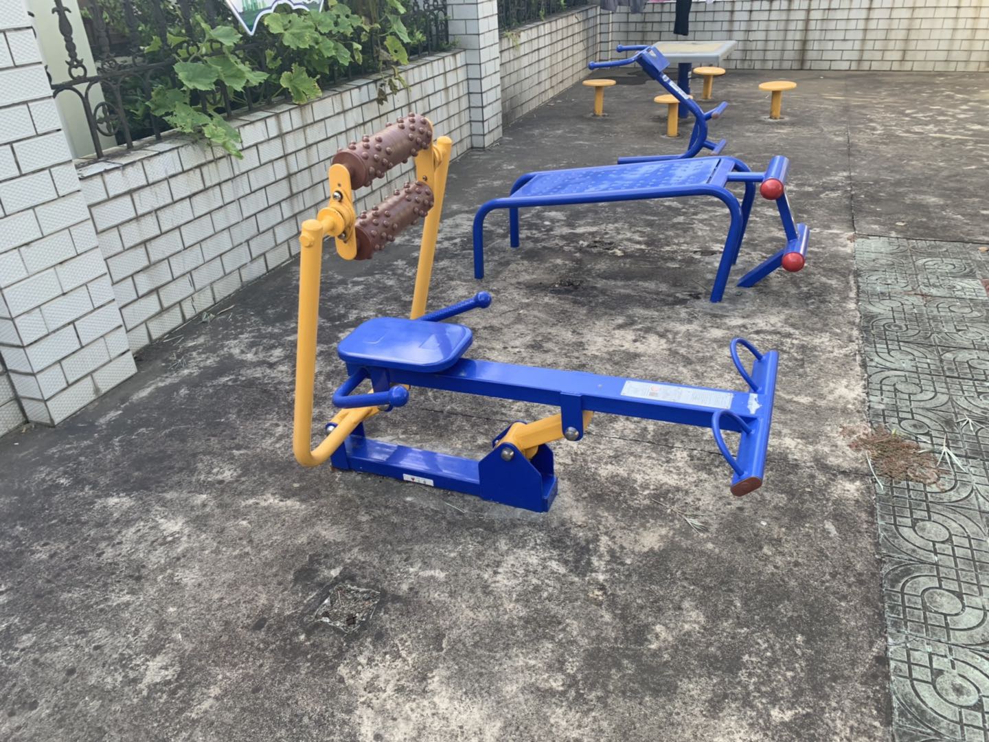 腹背屈伸訓練器 腹背屈伸訓練器