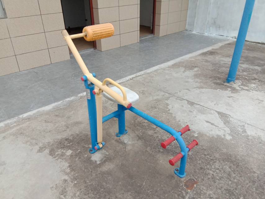 腹背鍛煉器 腹背鍛煉器