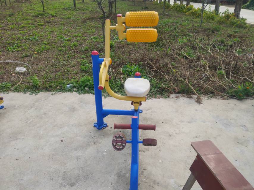 腹背鍛煉器 腹背鍛煉器