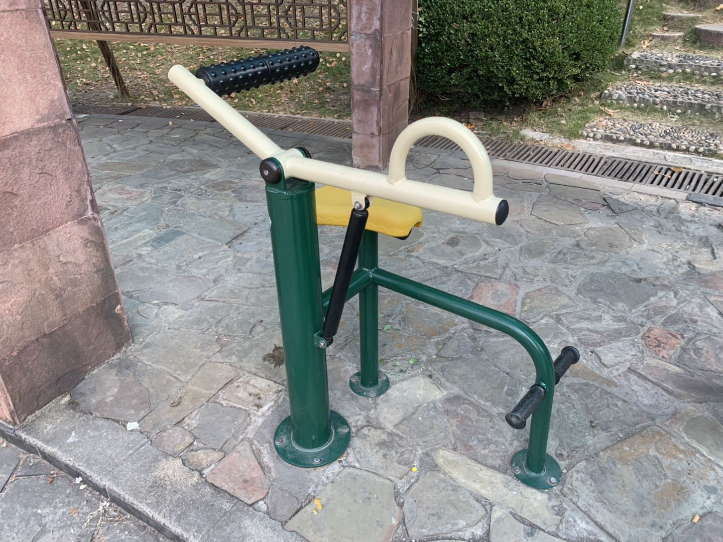腹背鍛煉器 腹背鍛煉器