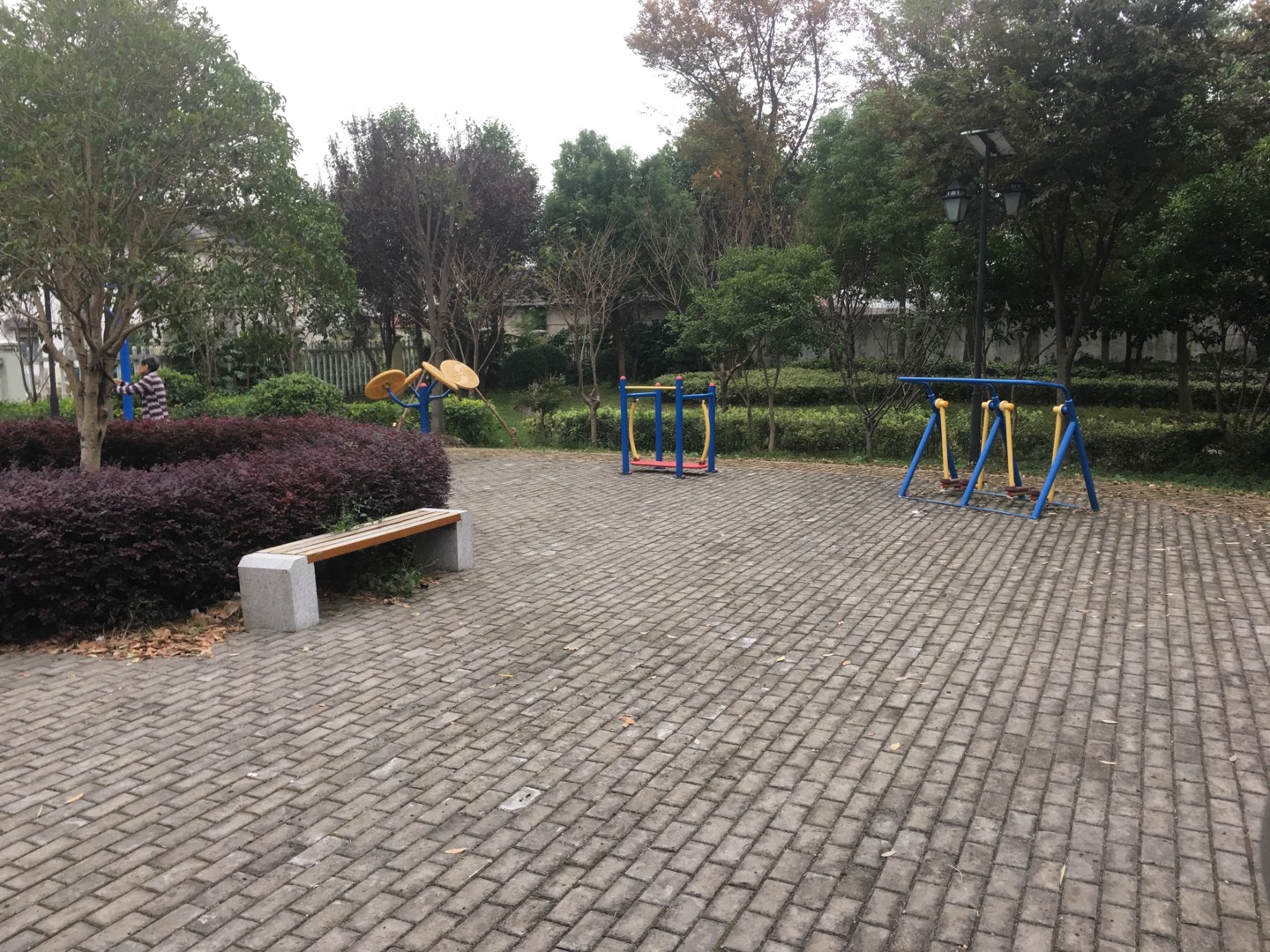 鎮(zhèn)南人家健身點(2) 鎮(zhèn)南人家健身點(2)