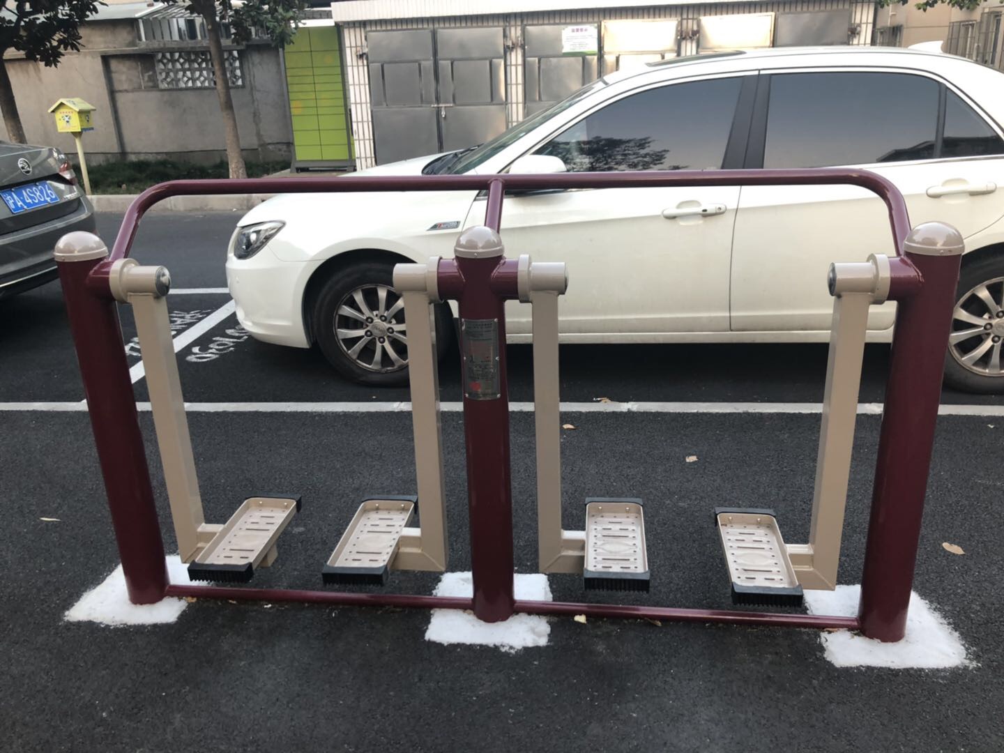 二位太空漫步機 二位太空漫步機