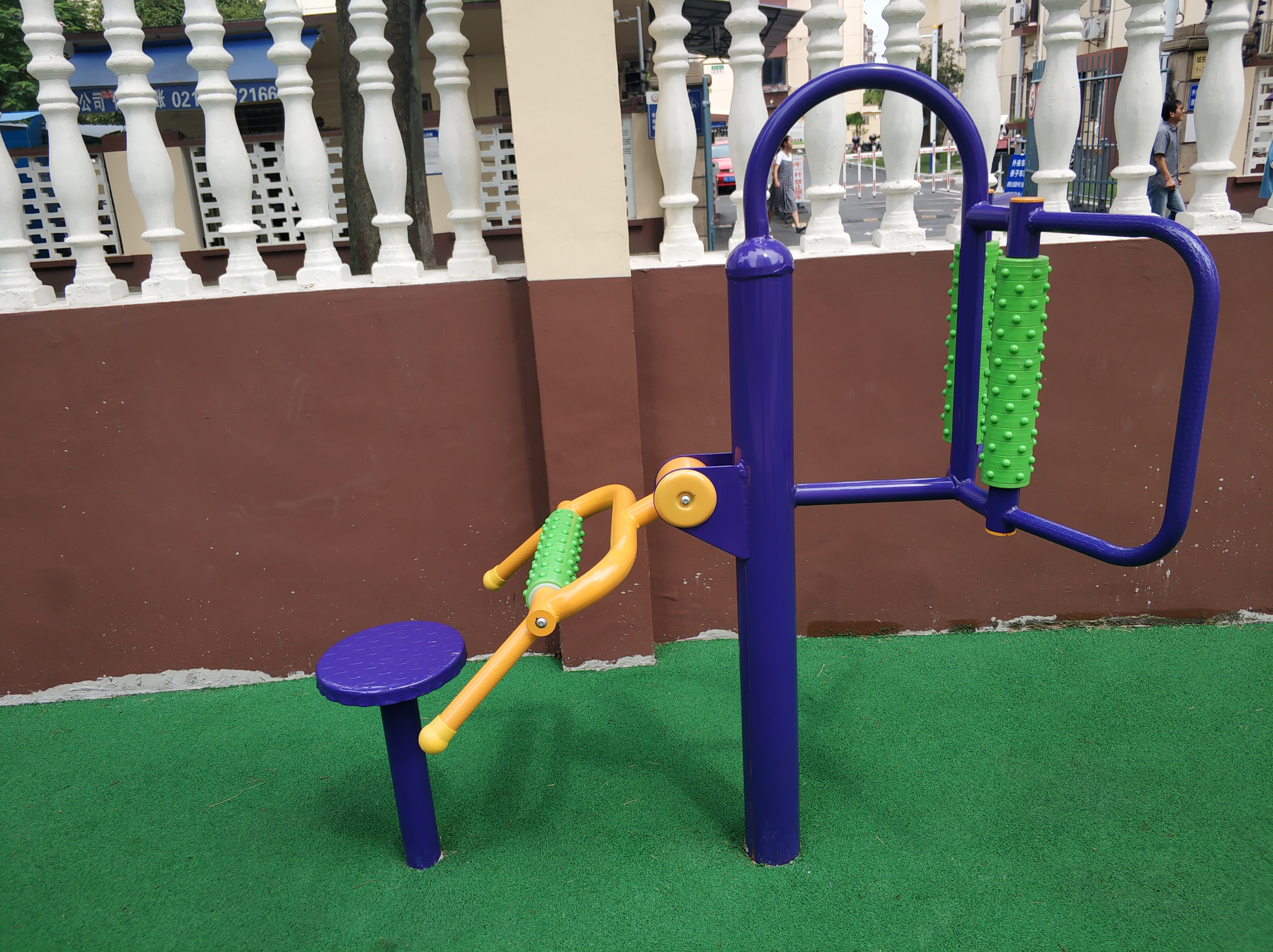 腰背按摩器 腰背按摩器