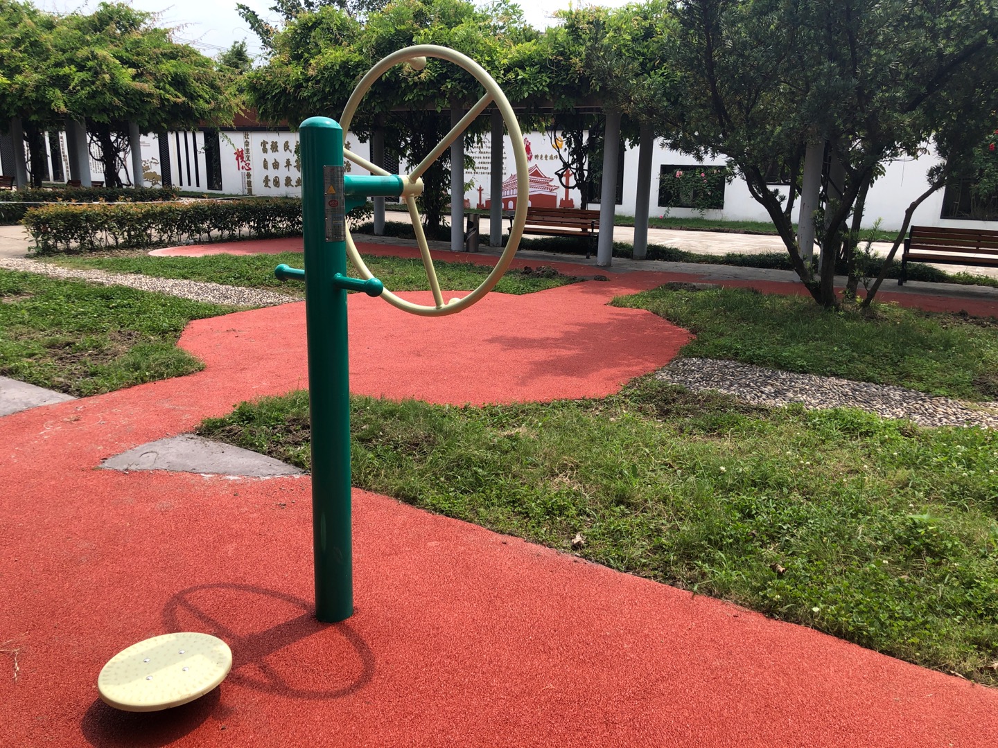 轉輪扭腰器