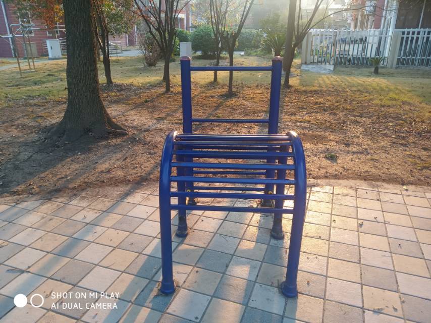 腰背煅煉器 腰背煅煉器