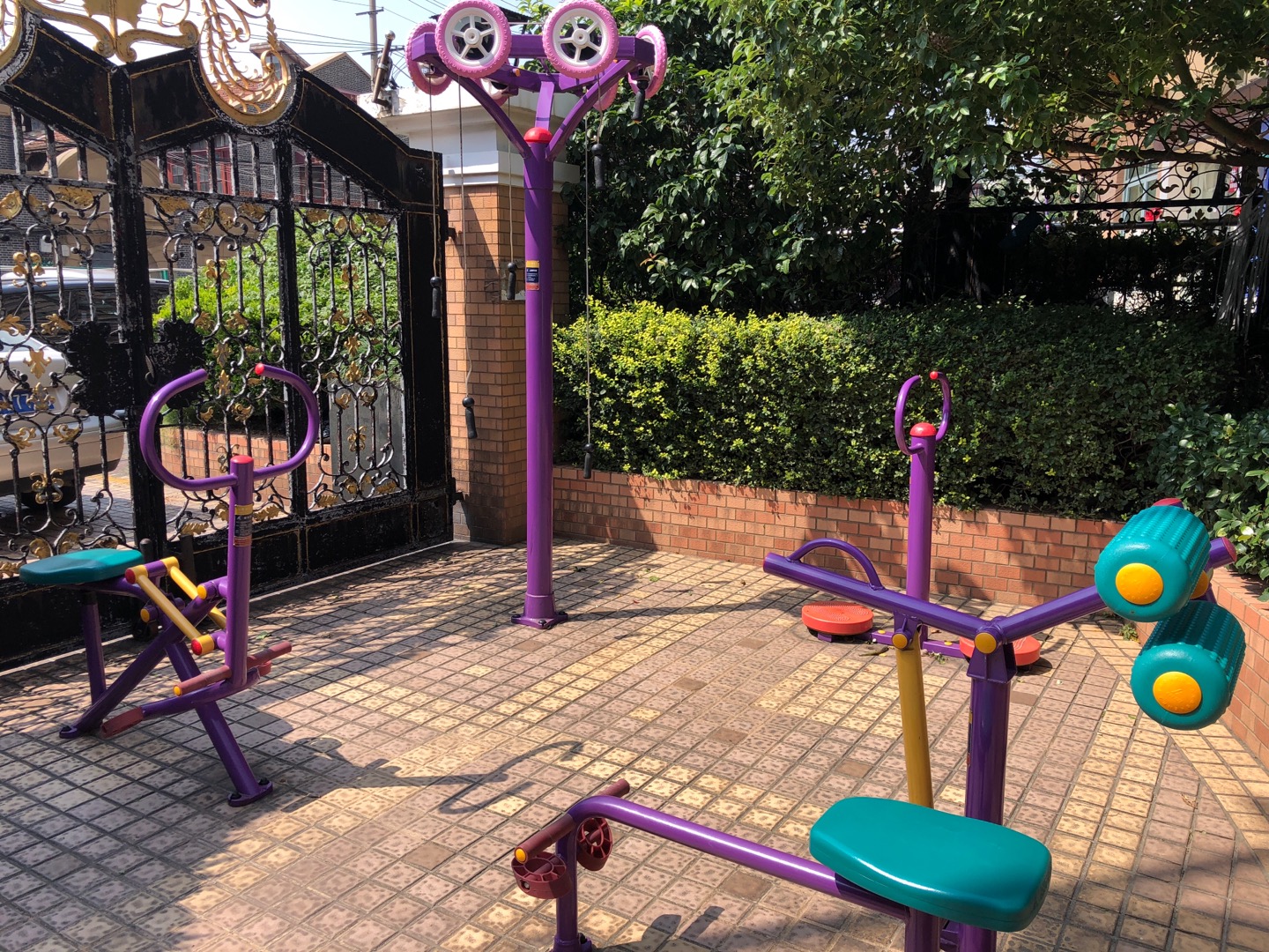 虬江居委健身苑點