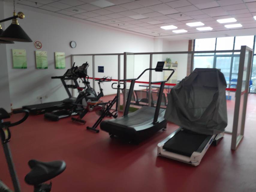 江灣國際公寓居委百姓健身房