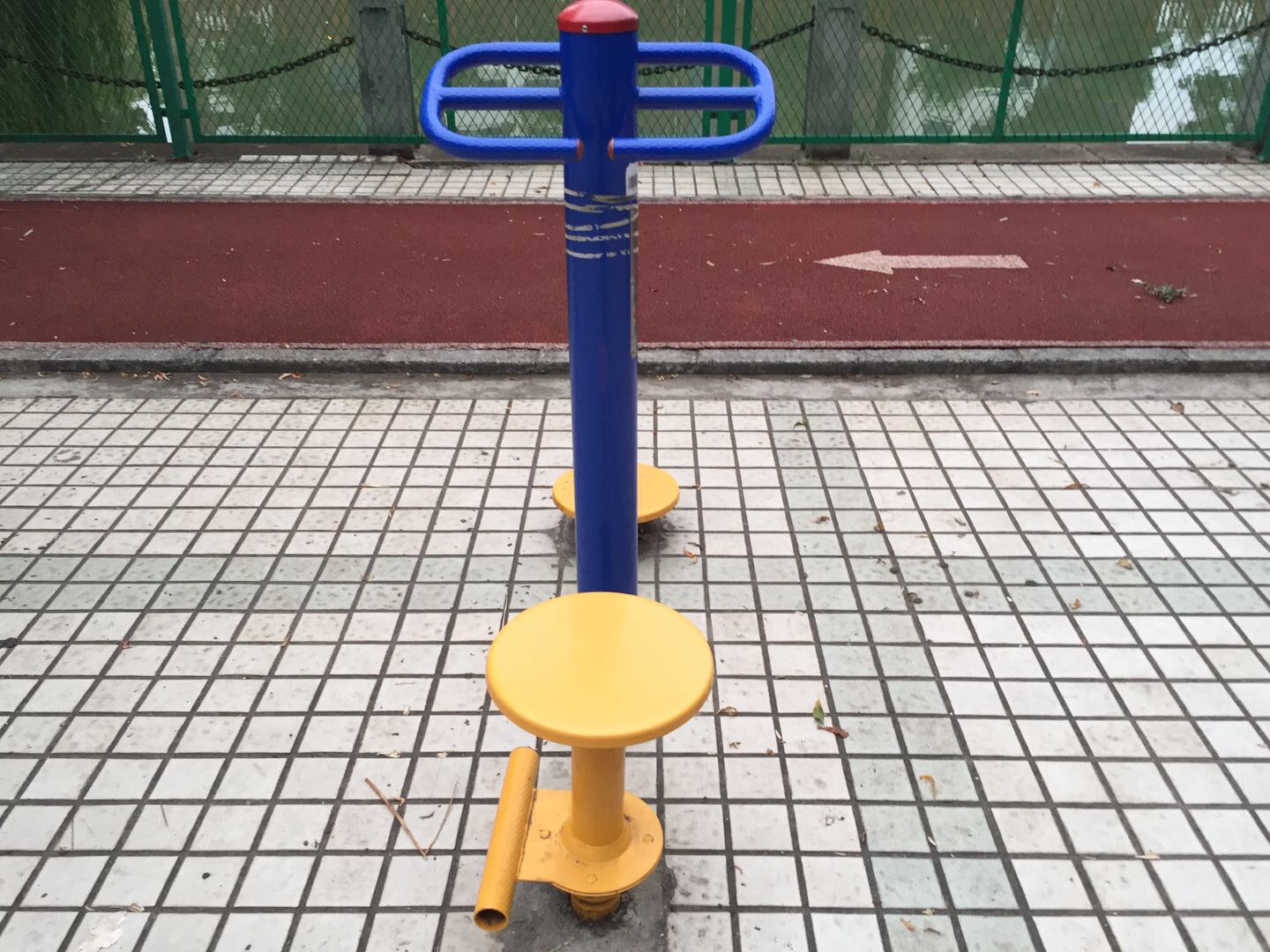 雙位扭腰器