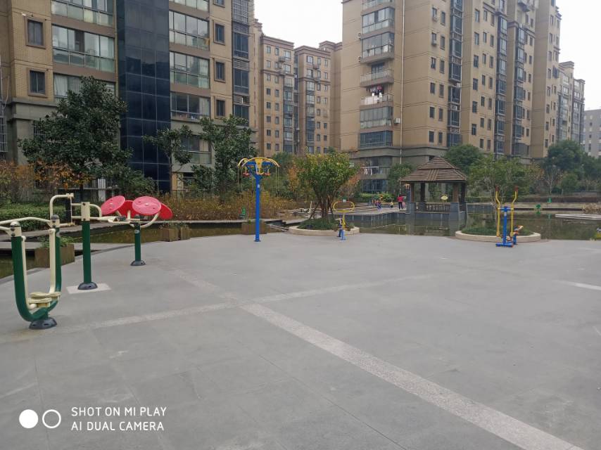 天歌居委健身點