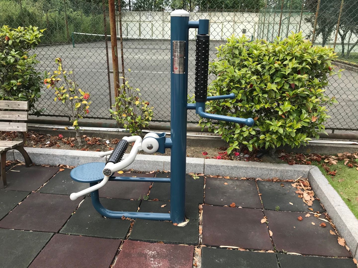 腰背按摩器 腰背按摩器