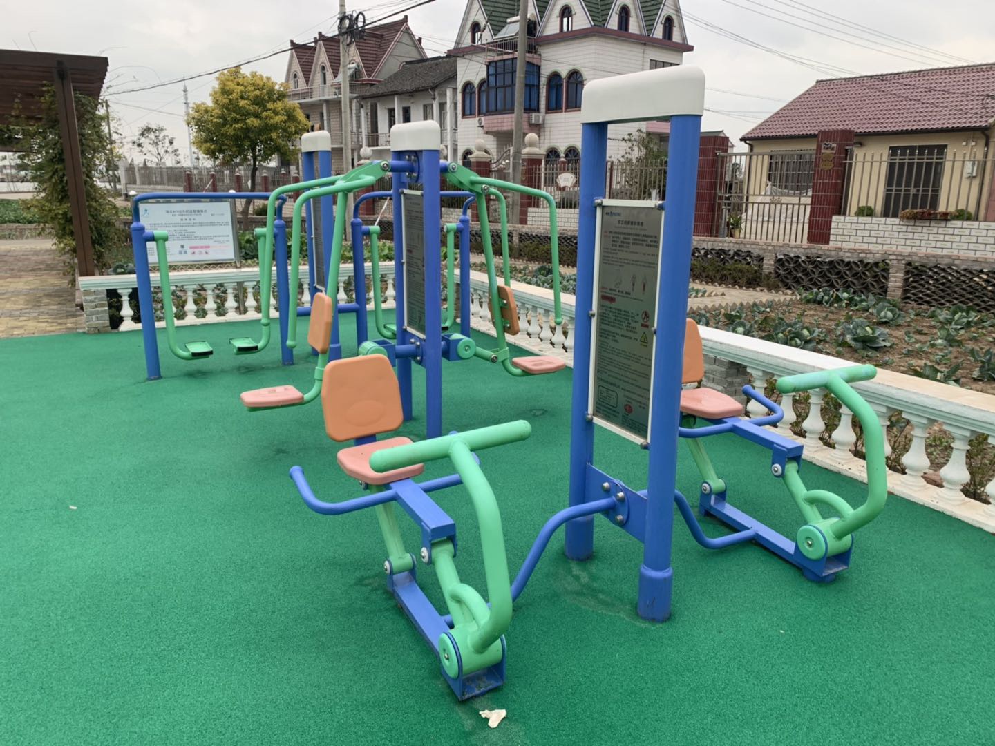 雙立柱蹬腿訓(xùn)練器 雙立柱蹬腿訓(xùn)練器