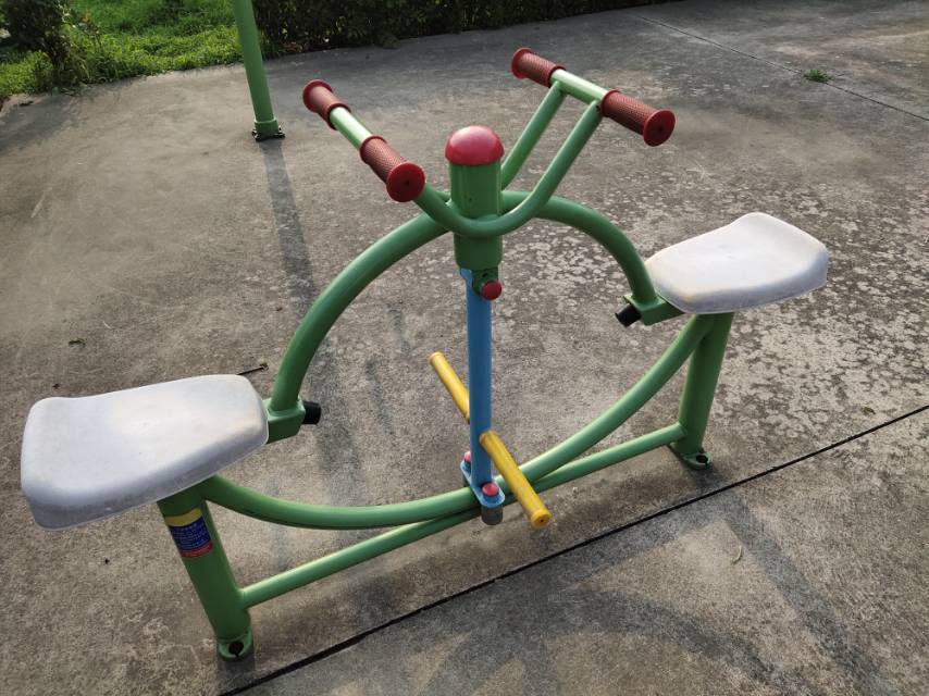 下肢康復器