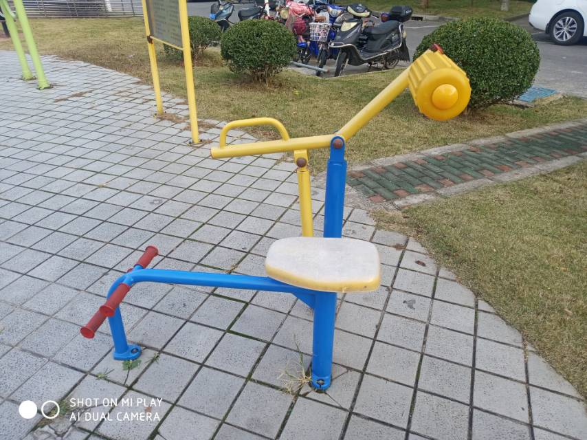 腹背鍛煉器 腹背鍛煉器