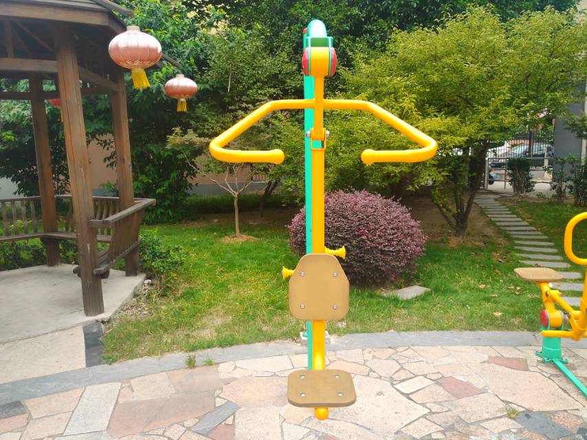 坐拉訓練器