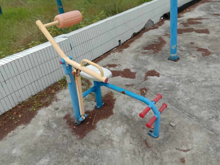 腹背鍛煉器 腹背鍛煉器