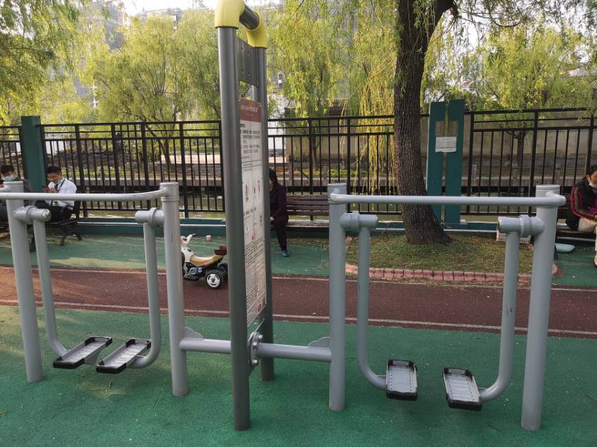 太空漫步機(jī) 太空漫步機(jī)