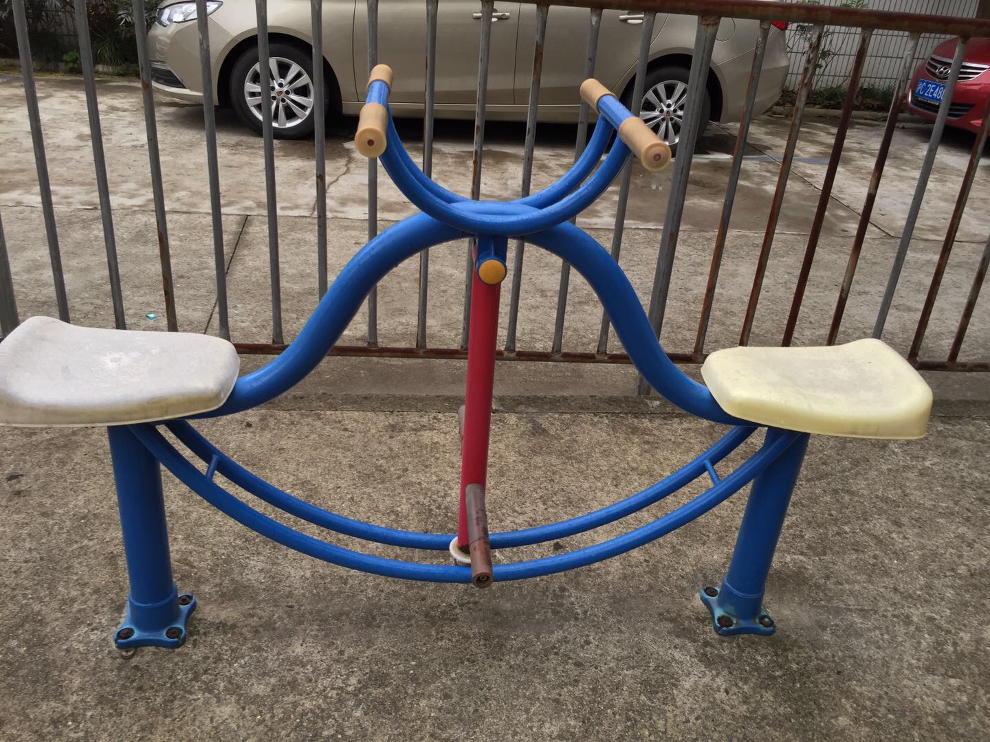 下肢康復(fù)器