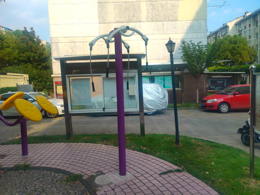 上肢牽引器(兩站位) 上肢牽引器(兩站位)