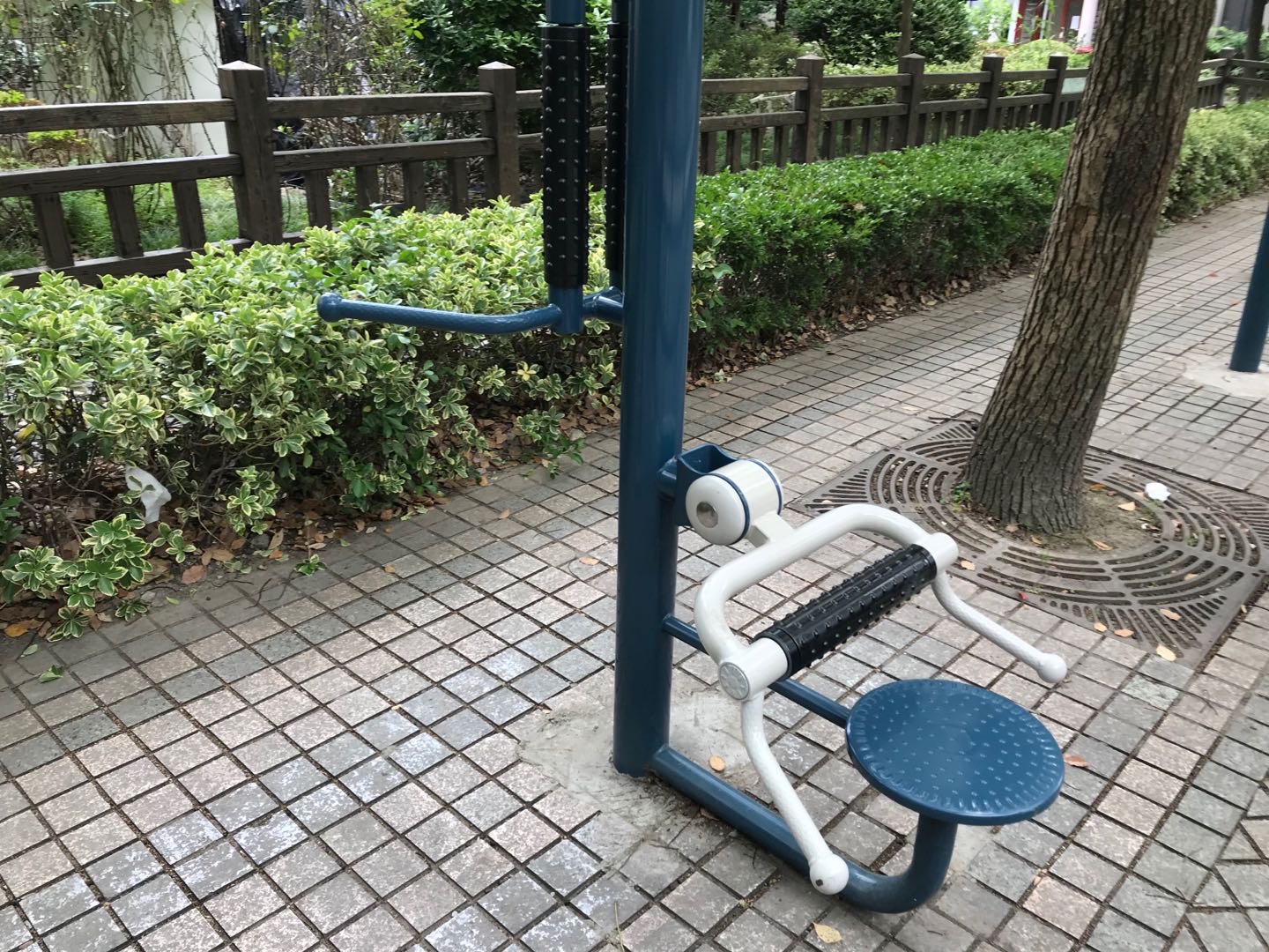 腰背按摩器 腰背按摩器