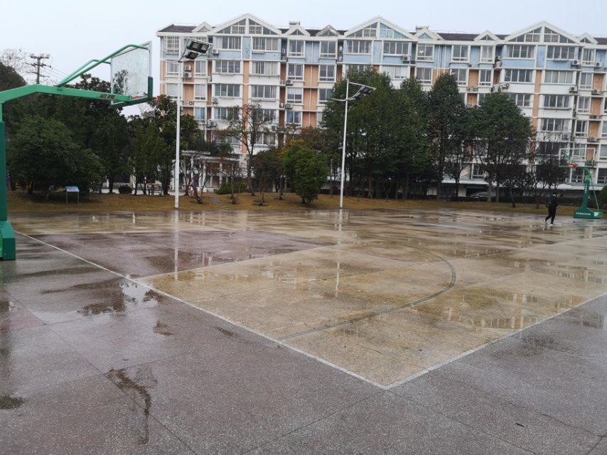 張堰鎮東風綠地社區公共運動場