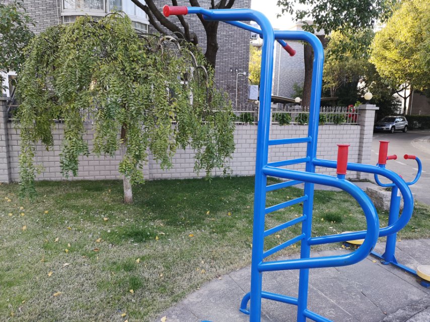 多功能訓(xùn)練器