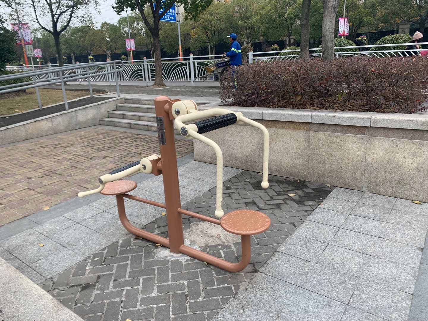 頸腰按摩器 頸腰按摩器