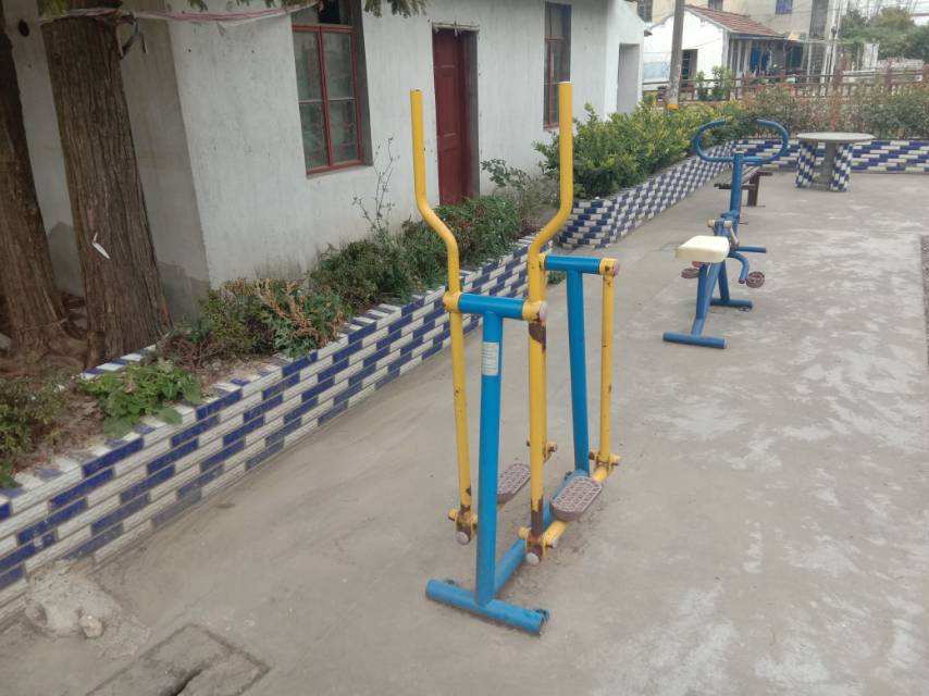 其 它 其 它