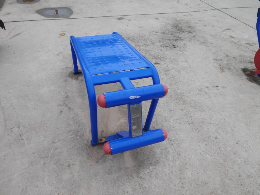 仰臥起坐板 仰臥起坐板