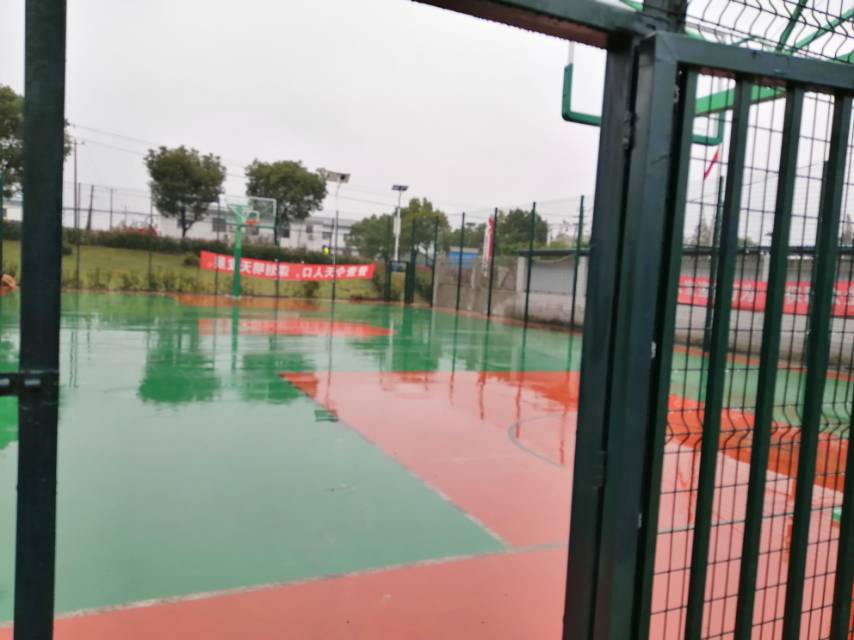 薔薇村籃球場(chǎng)