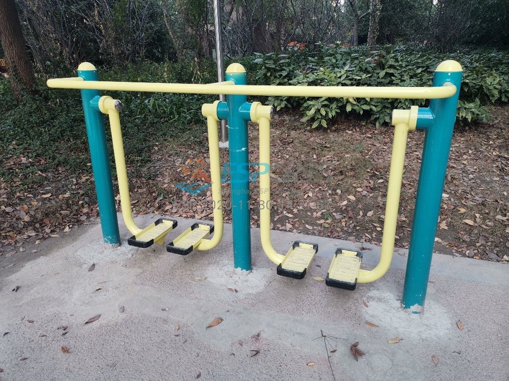 二位智能太空漫步機