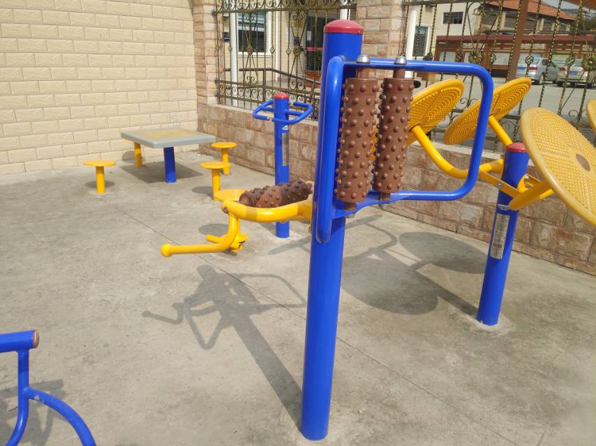 腰背按摩器 腰背按摩器