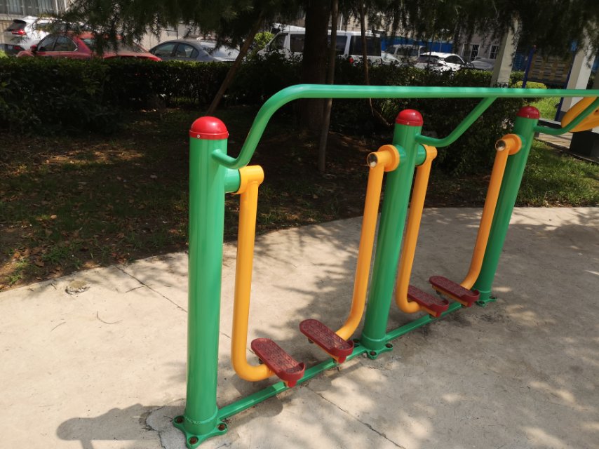 兩聯漫步機 兩聯漫步機