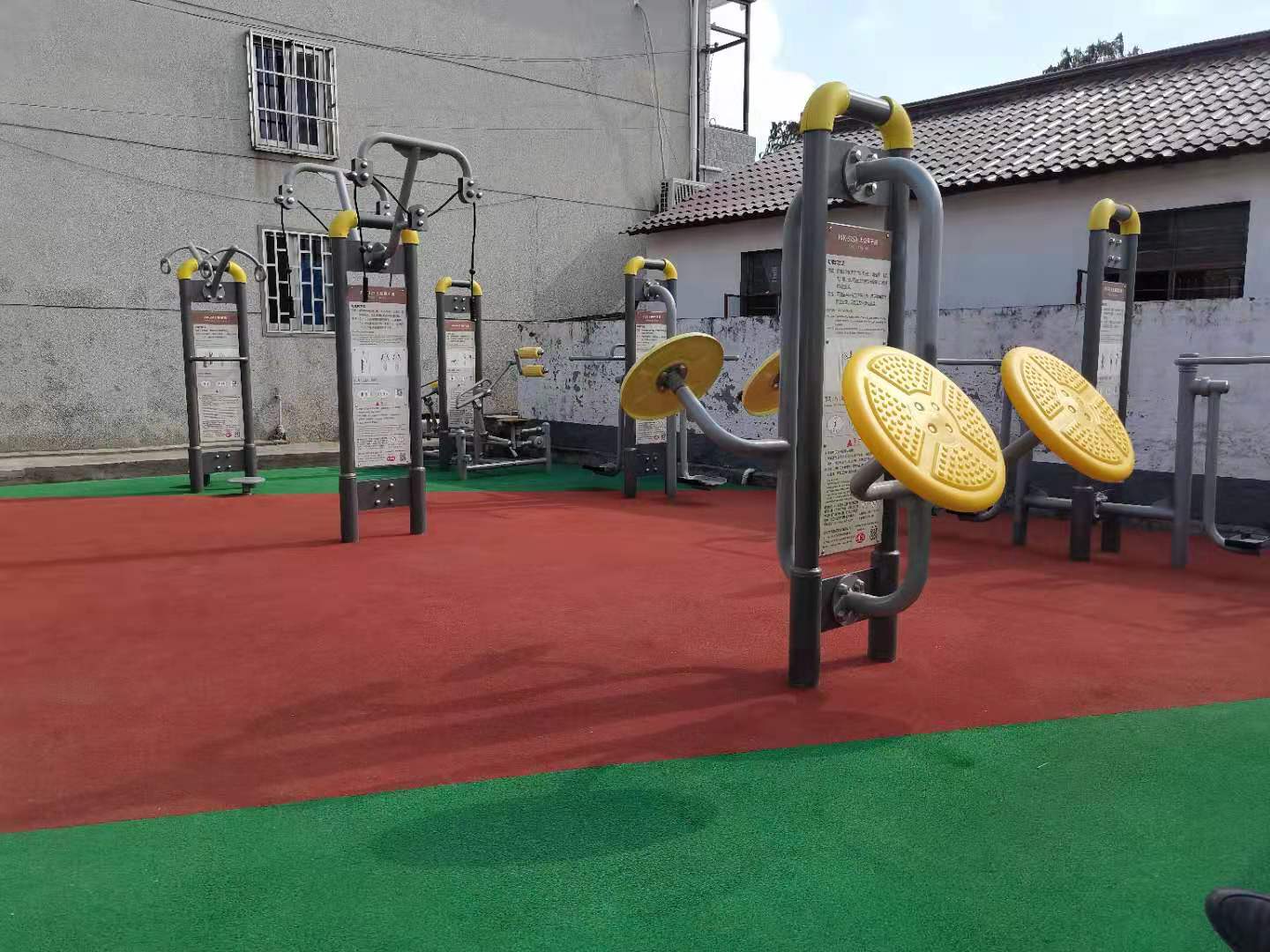 奉城鎮東門村市民益智健身苑點