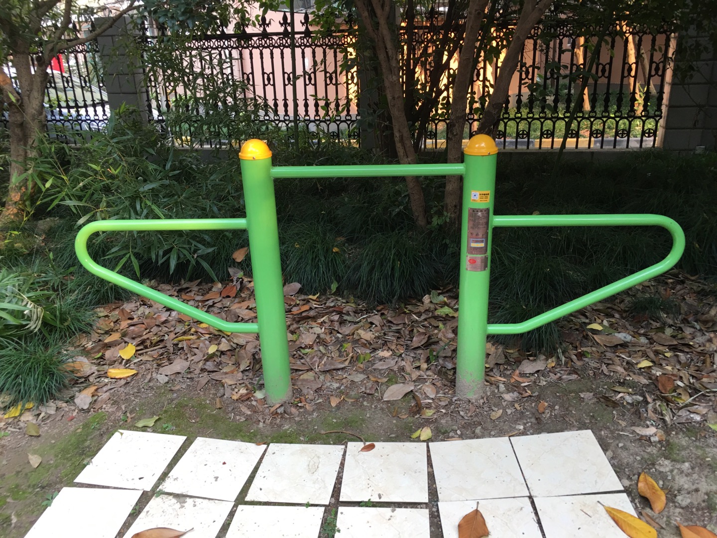壓腿訓練器