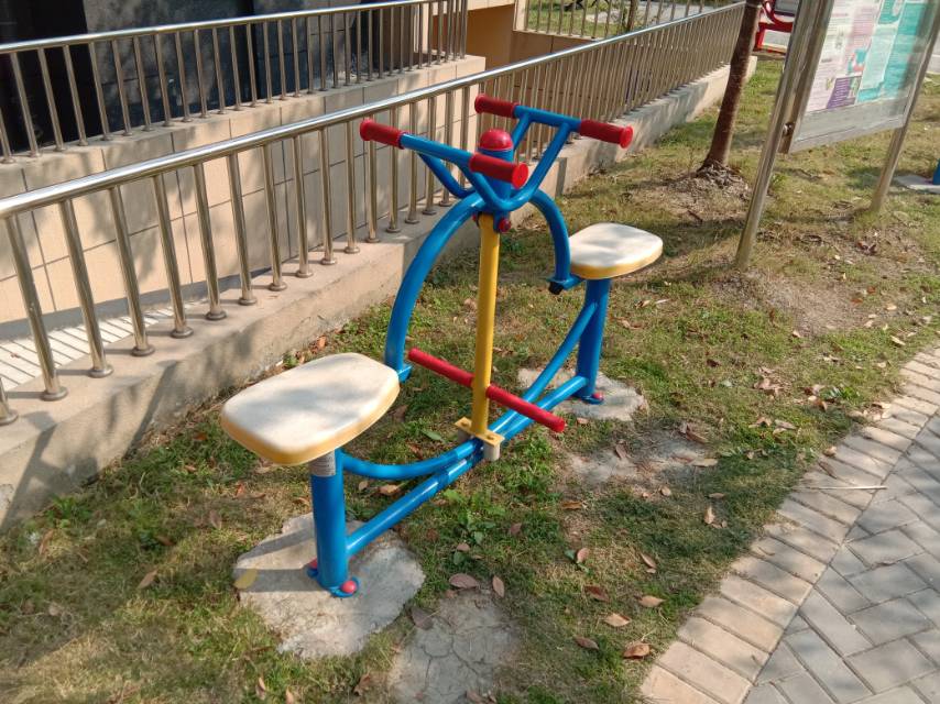 下肢康復器