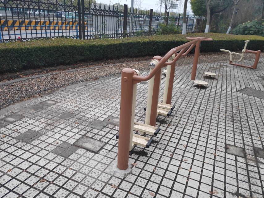 二位太空漫步機 二位太空漫步機