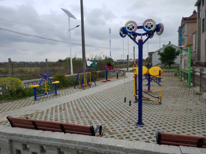 新振村新一7組健身點