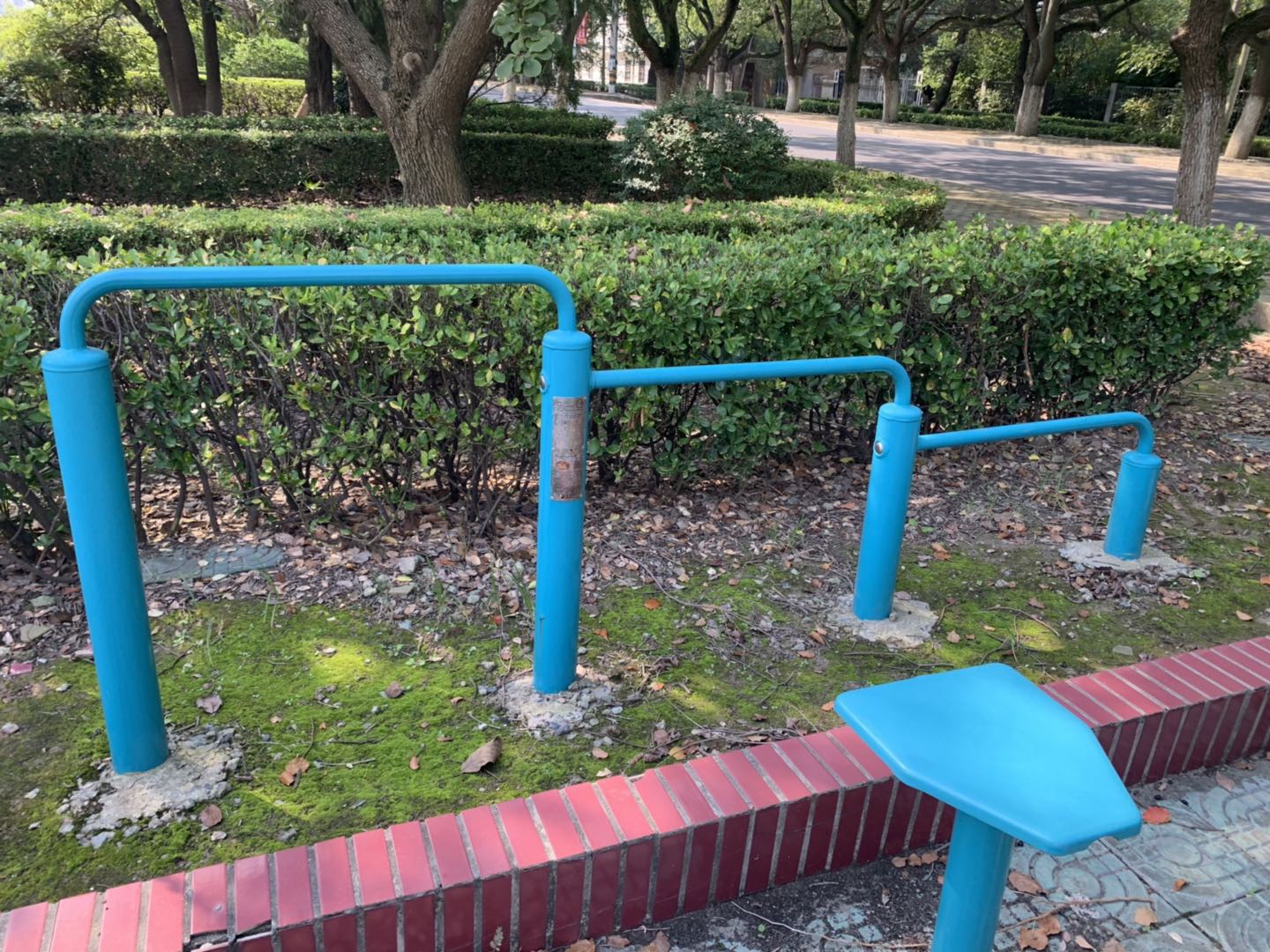 彈震壓腿器 彈震壓腿器