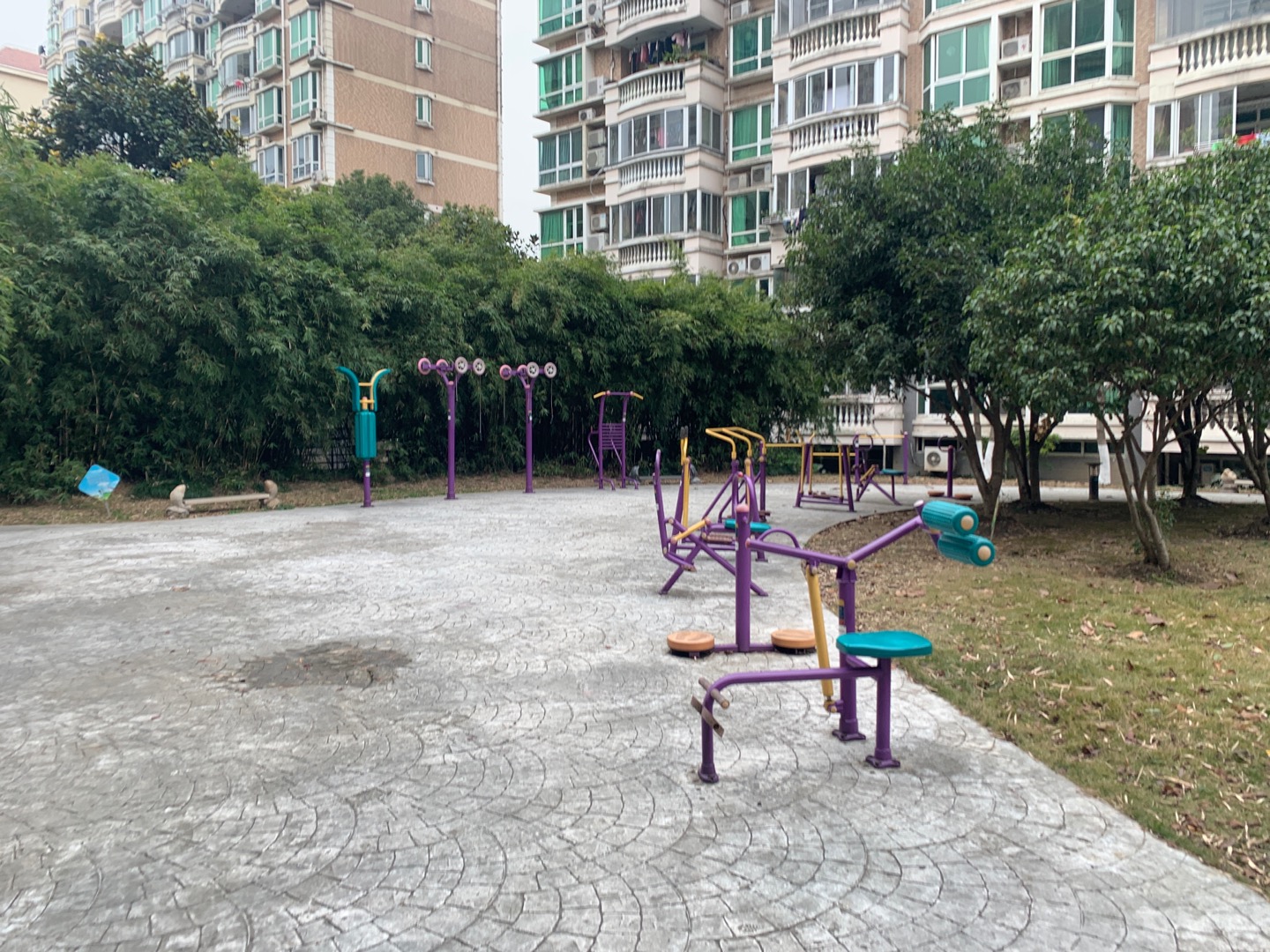 平吉三村居委B健身苑點